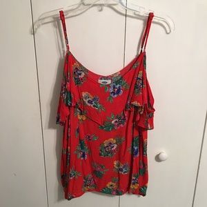 🏝 Old Navy Red Floral Cold Shoulder Top
